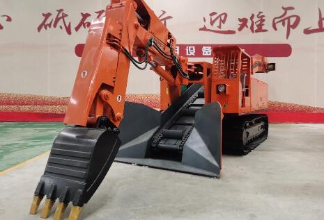 履帶式扒渣機(jī)的特點(diǎn)是什么呢？這五點(diǎn)了解下！